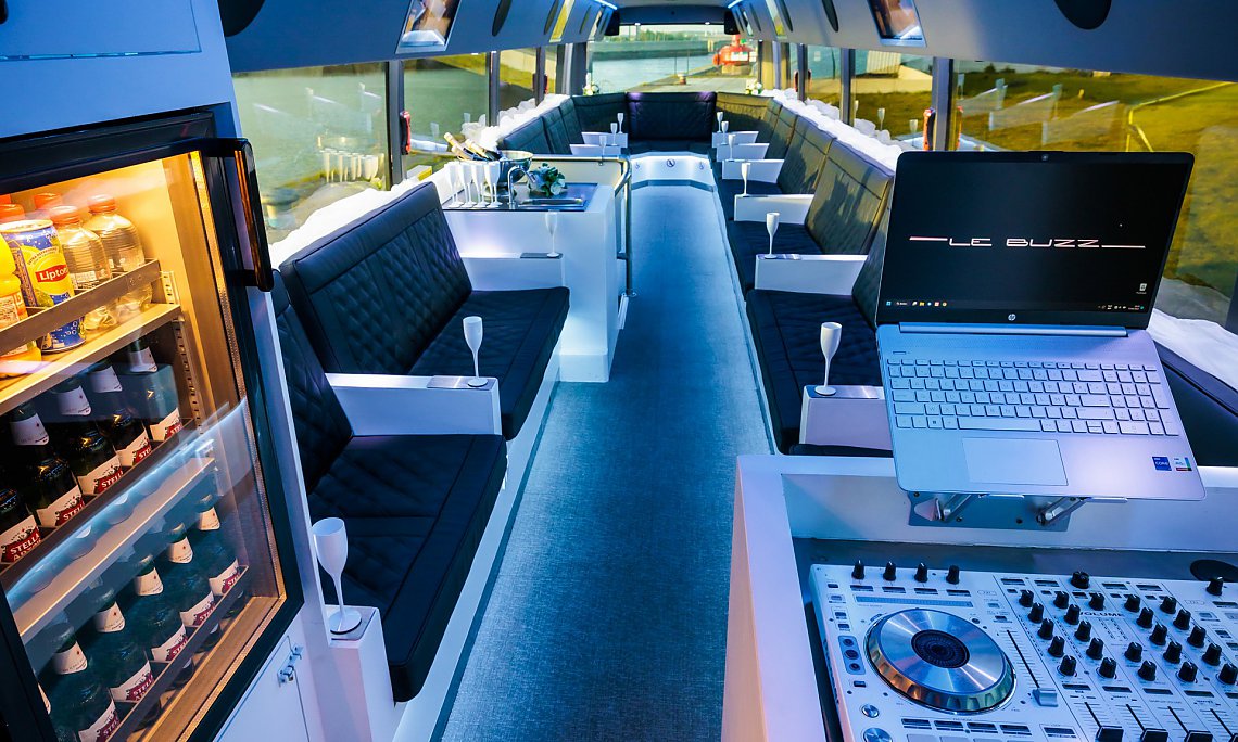The buss Vip Lounge C