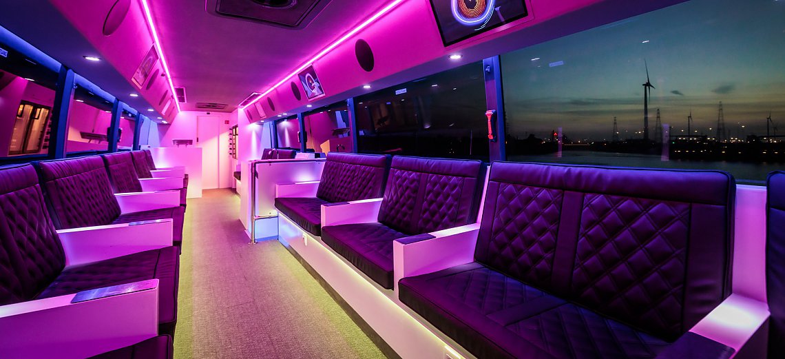 The Buss vip lounge G