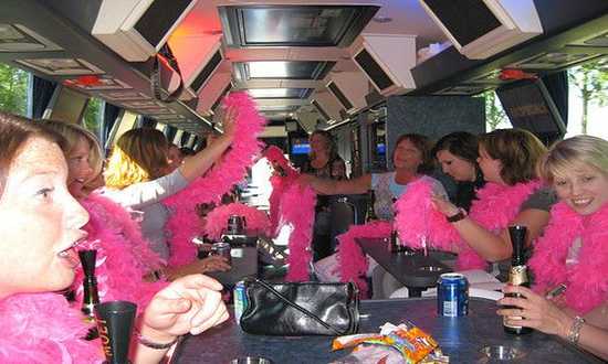 30 personen partybus huren