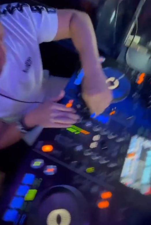 dj partybus