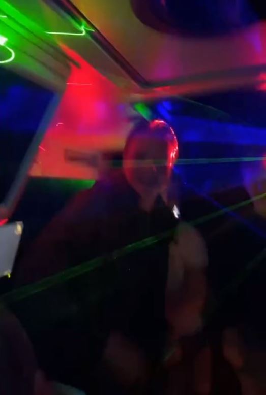 outsiders partybus